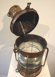 Koperen scheepslamp