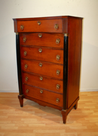 Antieke Hollandse chiffonière