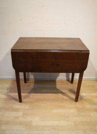 Antieke Engelse Pembroketafel