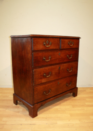 Antieke Engelse commode 18e eeuw