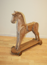 Antiek houten speelgoedpaardje