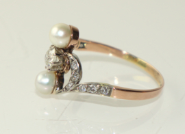 Antieke Art Nouveau ring met oudslijpsel diamant en parels