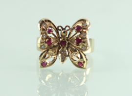 Gouden ring vlinder met robijn en diamant