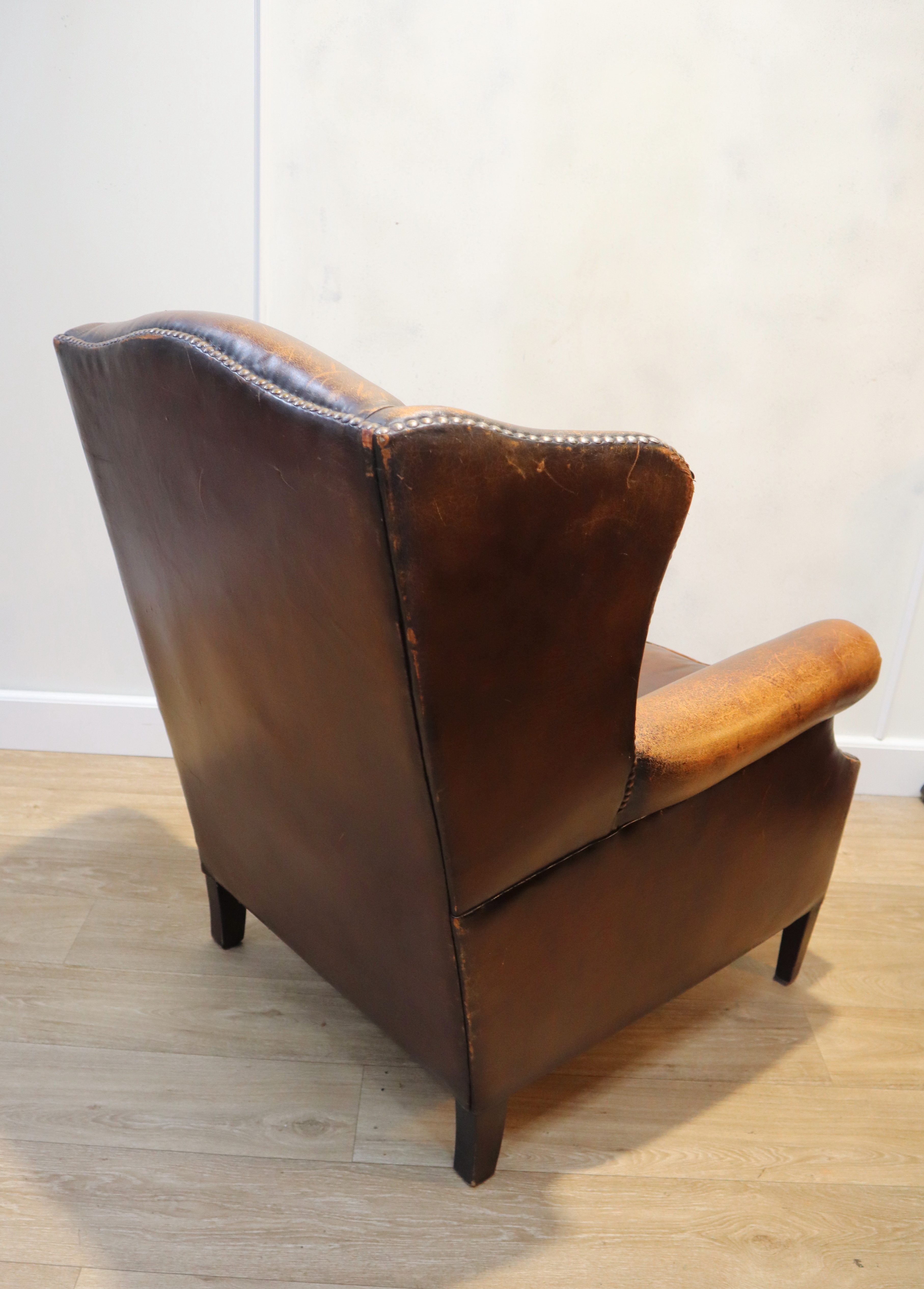 Lederen oorfauteuil, clubfauteuil