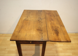 Antieke Engelse wandtafel