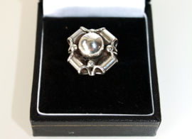 Vintage zilveren design ring gestilleerde bloem