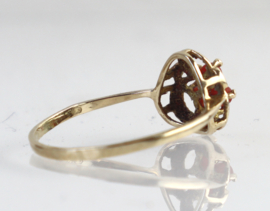 Vintage gouden ring met bloedkoraal