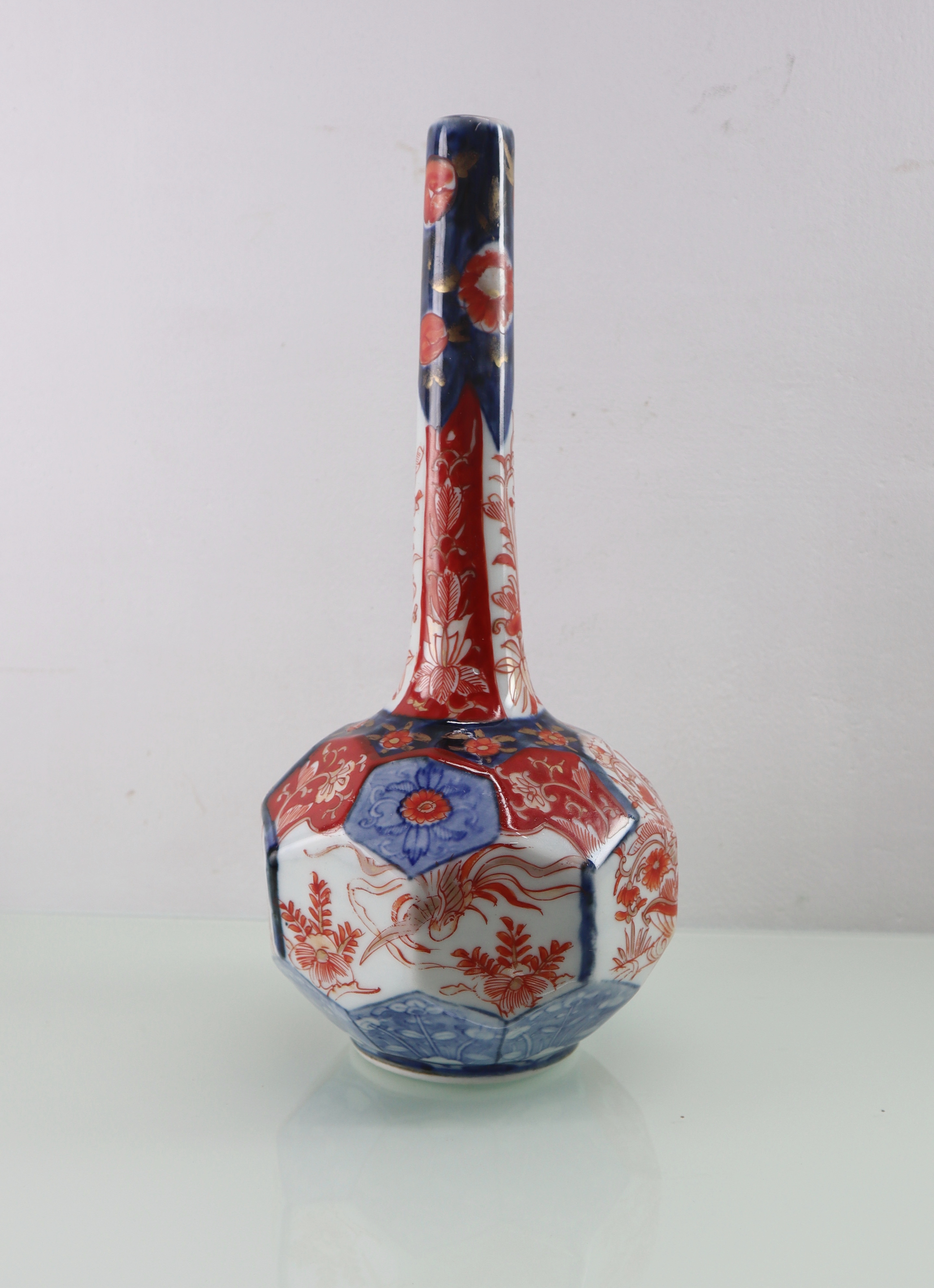 Antiek Japans Imari steelvaasje