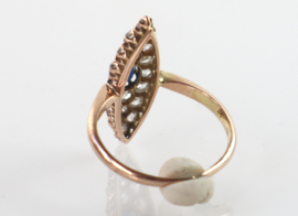 Antieke roségouden ring met saffier en roosdiamanten