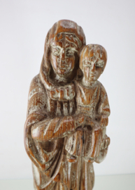 Antiek houten Mariabeeld met kind