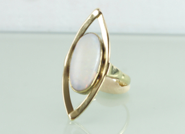 Vintage gouden ring met opaal
