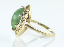 Vintage gouden ring met jade, jaren ‘60