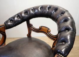 Antieke met leder beklede bureaustoel, 19 eeuw