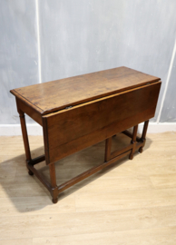 Antieke Engelse wandtafel, gateleg