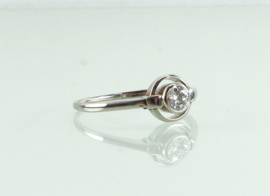 Art Deco witgouden platina ring oud slijpsel diamant