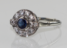 Antieke witgouden Art Deco ring met diamant en saffier