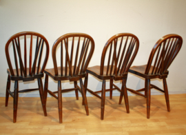 Set van vier antieke Windsorstoelen 19e eeuw