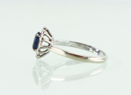 Art Deco witgouden ring saffier diamanten