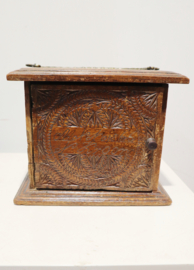 Antiek kerfsnede stoofje, 1866