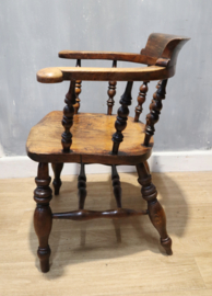 Antieke Engelse captainchair, 19e eeuw