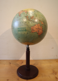 Antieke Duitse globe, Östergaard ca. 1929
