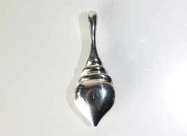 Stijlvolle zilveren design hanger