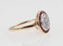Antieke Art Deco gouden ring met diamanten en robijnen