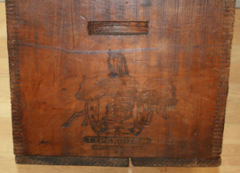 Antieke  Amerikaanse houten kist LG Smith & Bros