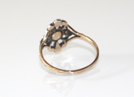 Antieke goud en zilveren ring met roosdiamanten