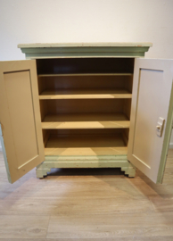 Brocante tweedeurs waskastje