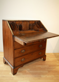 Antiek Engels klepbureau 18e eeuw