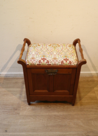 Jugendstil pianokrukje met lectuurbakje