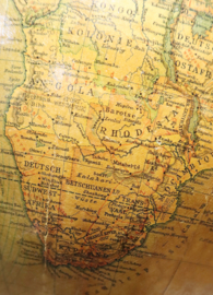 Antieke globe ca 1898