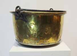Antieke koperen bak