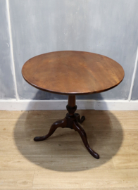 Antieke Engelse tilttoptafel, 18e eeuw