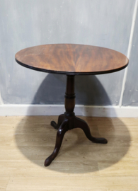 Antieke Engelse tilttoptafel, 18e eeuw