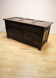 Antieke Engelse kist ca 1700