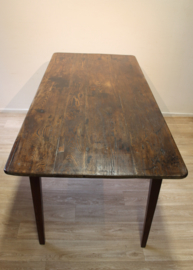 Antieke Franse tafel