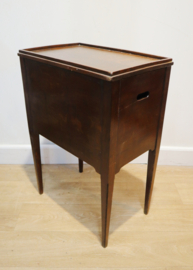 Antiek Hollands nachtkastje