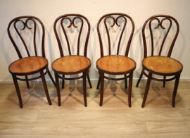 Set van vier caféstoelen, Thonetstijl