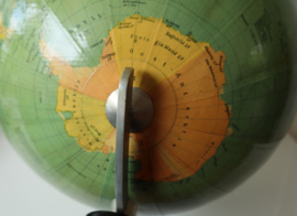 Vintage Nederlandse Globe, SVH ca. 1950