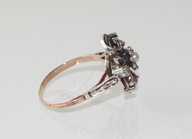 Antieke 18 karaat gouden Art Nouveau ring met parel en diamantjes