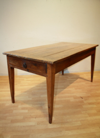 Antieke Franse boerentafel
