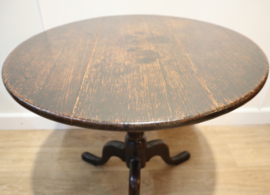 Antieke Engelse bijzettafel