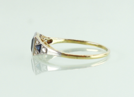 Antieke Art Deco gouden ring saffier en diamant