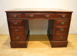 Antiek Engels bureau