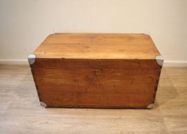 Vintage koloniale kist