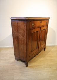 Antieke Holandse penantkast