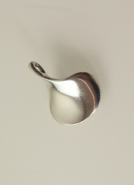 Deens design zilveren hanger van Agnete Dinesen voor Anton Michelsen, ca. 1960
