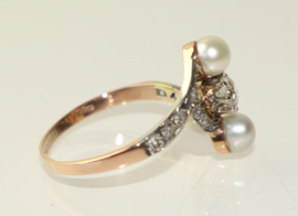 Antieke Art Nouveau ring met oudslijpsel diamant en parels